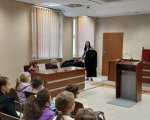 Od sali sądowej do królewskiego pałacu